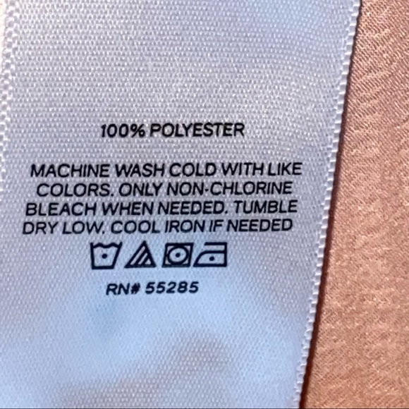 Peach satin portofino blouse from Express - Picture 2 of 8